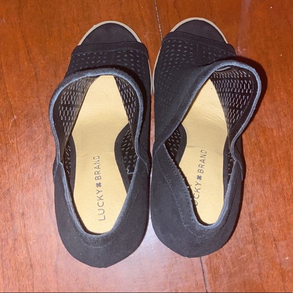 COPY - Lucky Brand Size 8 Booties Black Suede Open Toe - Picture 4 of 5